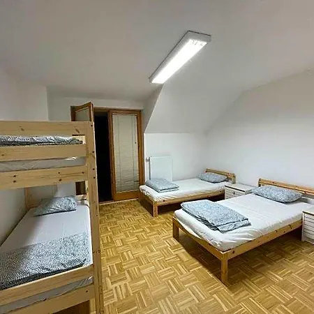 Hotel Buzahouse Lublana